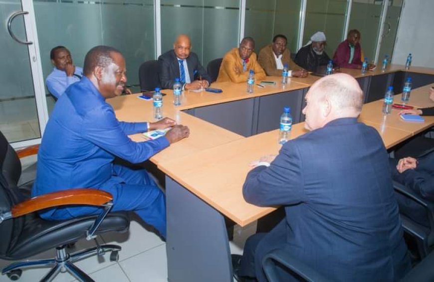 Raila meets US Senator, agrees to keep communication channels open