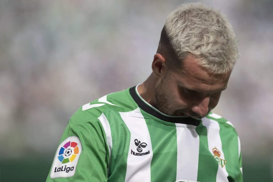 Nine-man Betis tumble at home against Cadiz