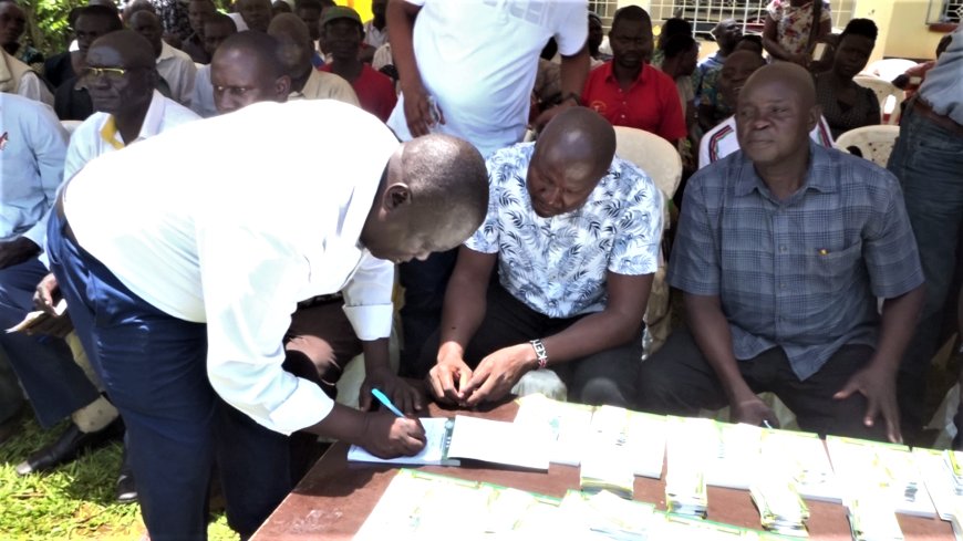 Political parties Scramble to recruit members in Siaya,