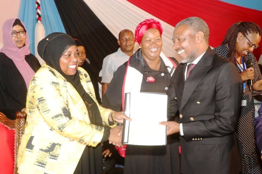 County staff urged to be transparent and accountable