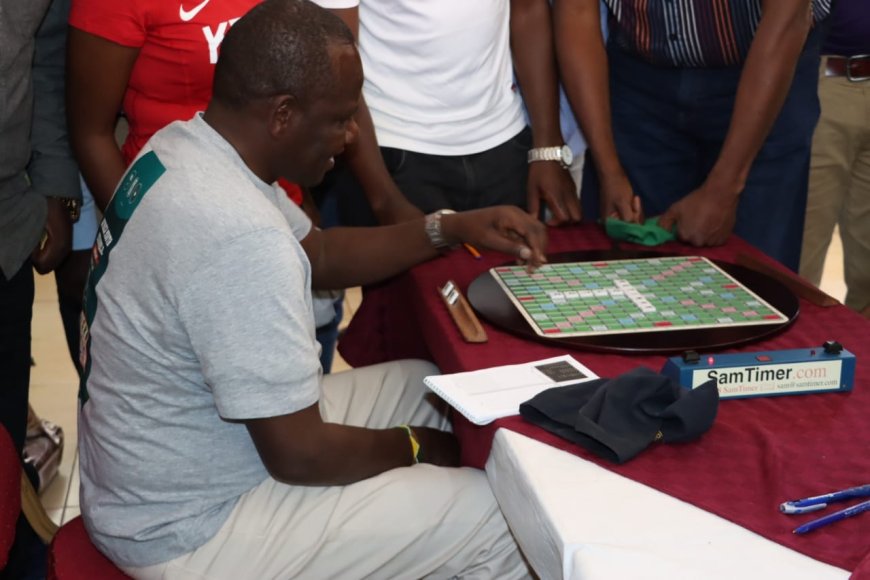 Governor Calls for Introduction of Scrabble in Curriculum