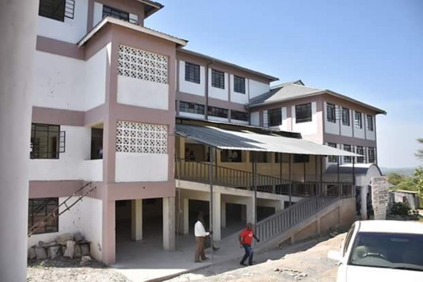 A 200-bed capacity dormitory for Olchorro