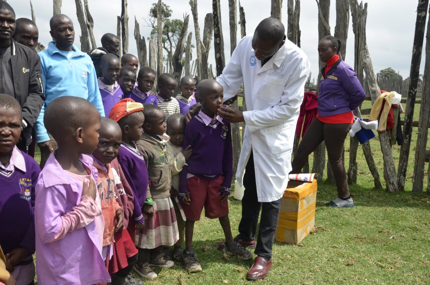 Letaari village children get free sanitary towels and deworming tablets