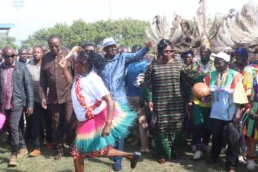 Raila attends the Luo cultural festival