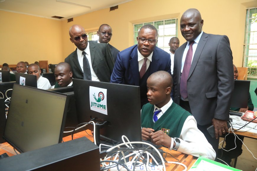 Government rolls out laboratories to scale up digital literacy