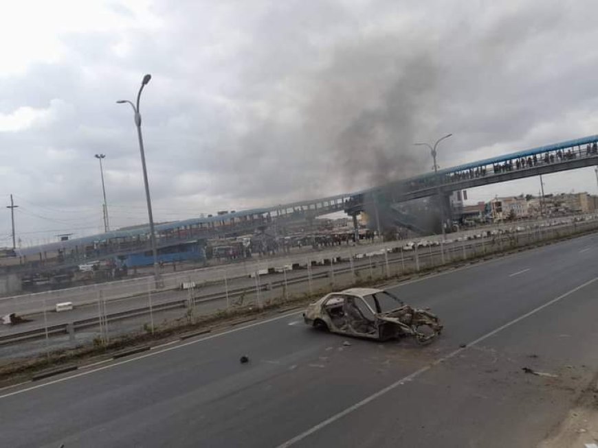 Expressway closed over demos