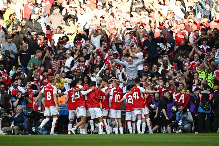 Arsenal beat Manchester City to win Community Shield title