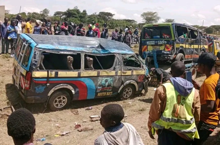 One dead, 18 injured in a road accident