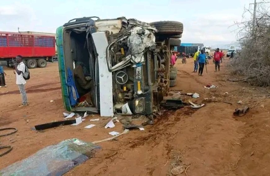 12 people die in Voi accident