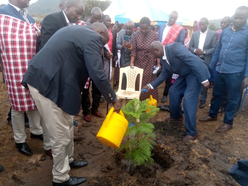 Microsoft in Partnership with Education Ministry plants 500 seedlings at Mashuuru Boys