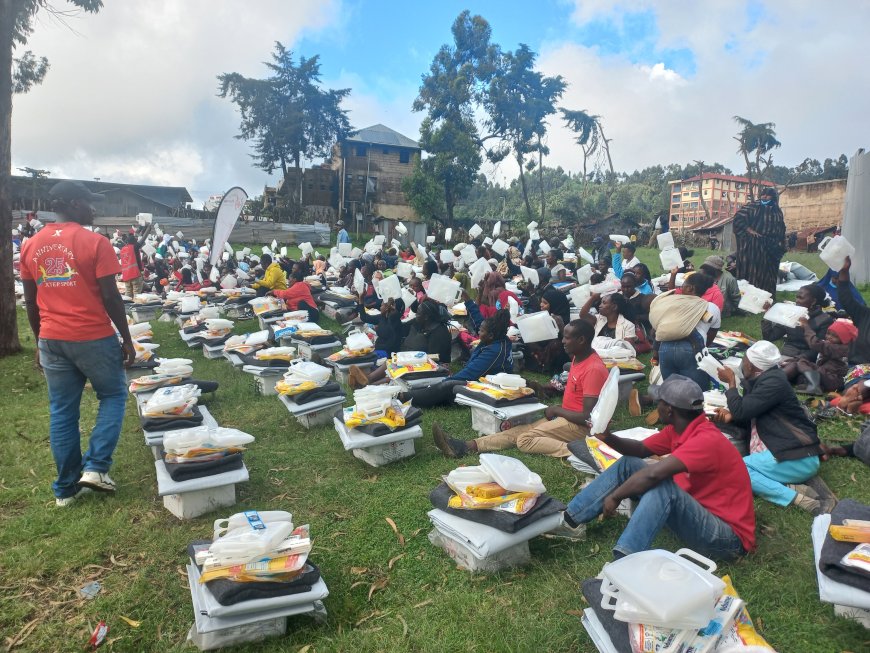 Victims of floods receive help from Red Cross