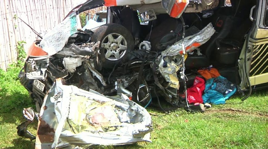 Five die in a grisly road accident at Mau Summit