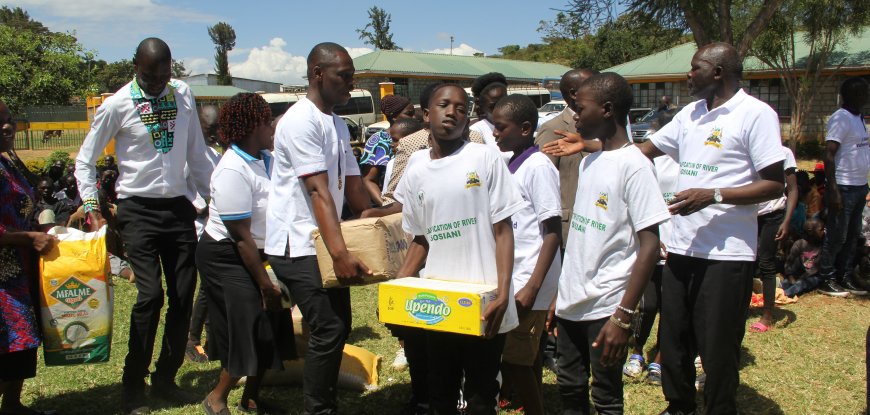 Eldoret Children’s Rescue Centre Receives Christmas Goodies