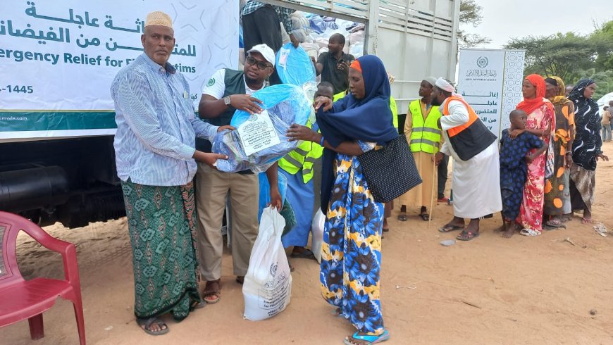 Muslim World League donates relief food for flood victims in Garissa