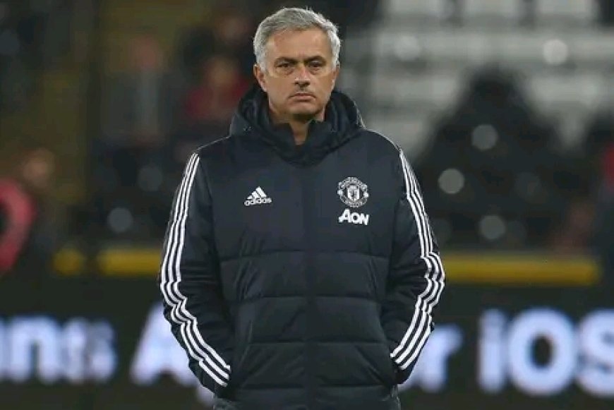 Mourinho criticizes Osimhen for diving, calls for respect to African football legends