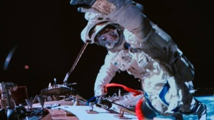 Inside China's Record Nine-Hour Spacewalk